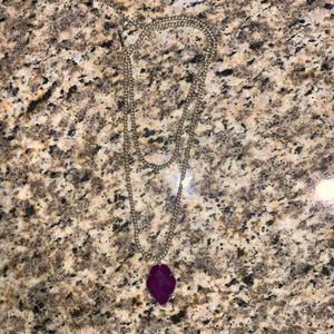 Kendra Scott necklace